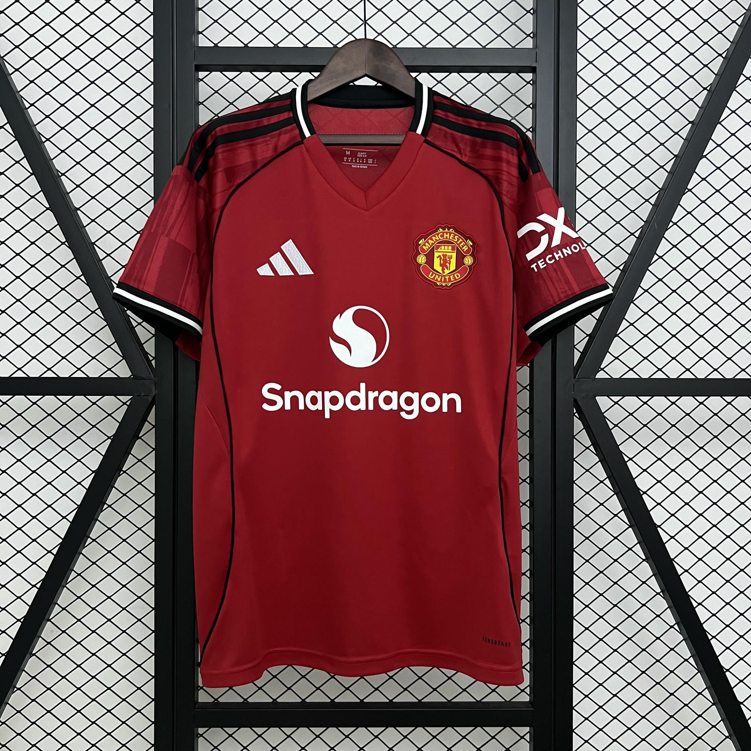Manchester United Home 25/26 Master Version – Stadium Jersey